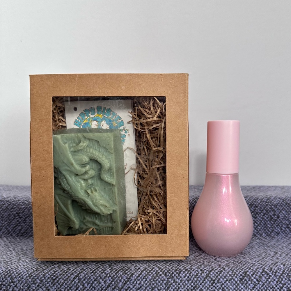 New Glow Recipe Primer Serum & Hippy Sister Dragon Soap Mothers Day Gift 💗